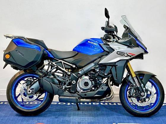 SUZUKI GSX-S1000GX ABS SUZUKI GSX-S1000GX ABS